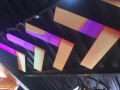 不规则屏